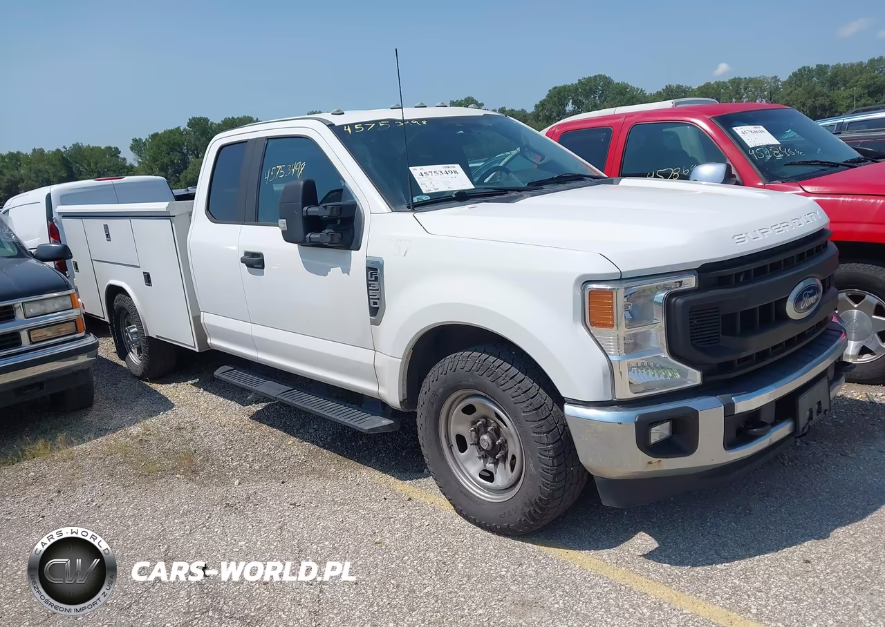 2021 Ford F-350 Chassis Xl