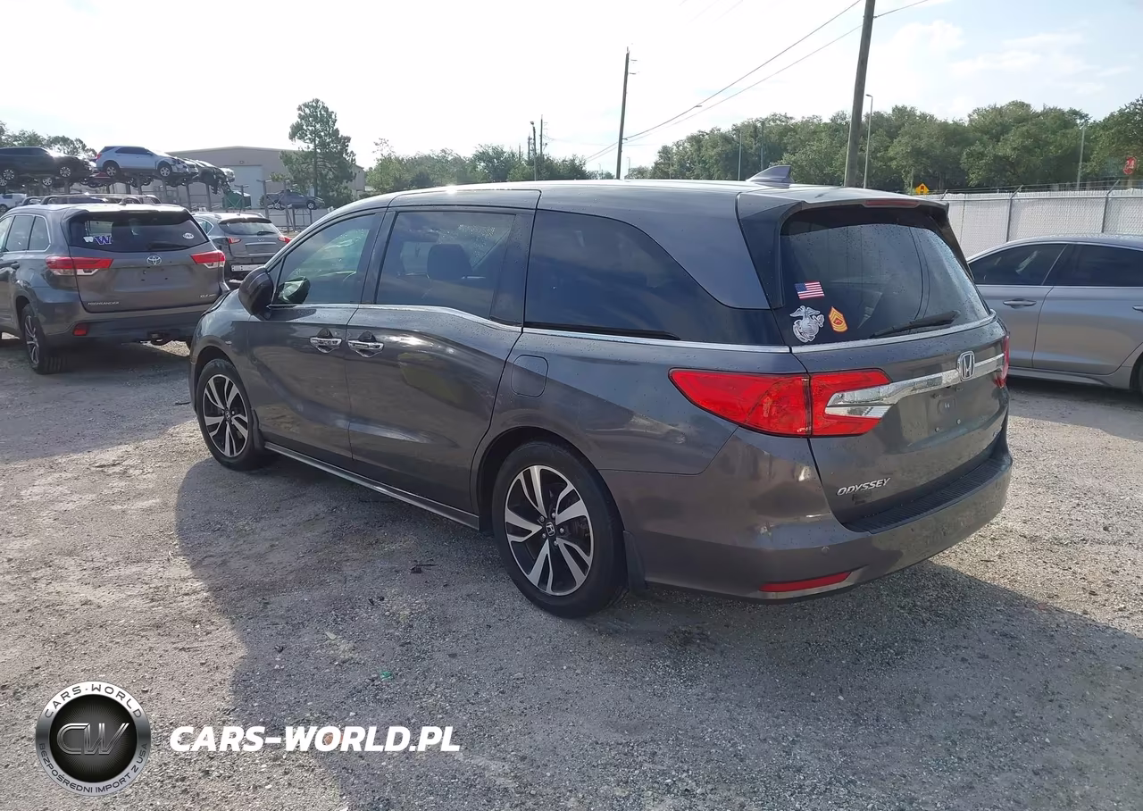 2019 Honda Odyssey Elite VIN:5FNRL6H91KB037826 - 3