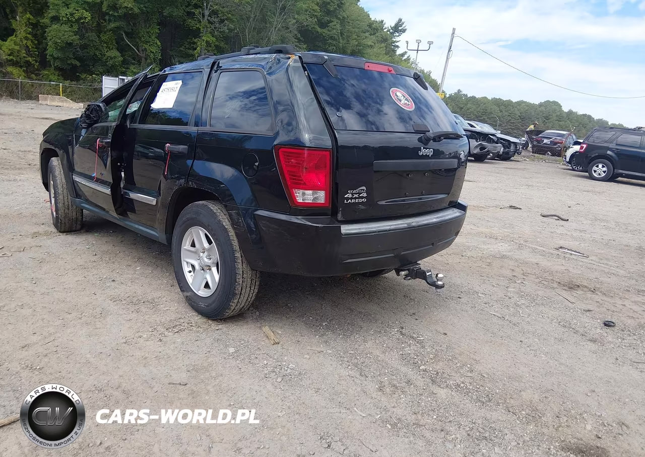 2008 Jeep Grand Cherokee Laredo VIN:1J8GR48K88C186696 - 3