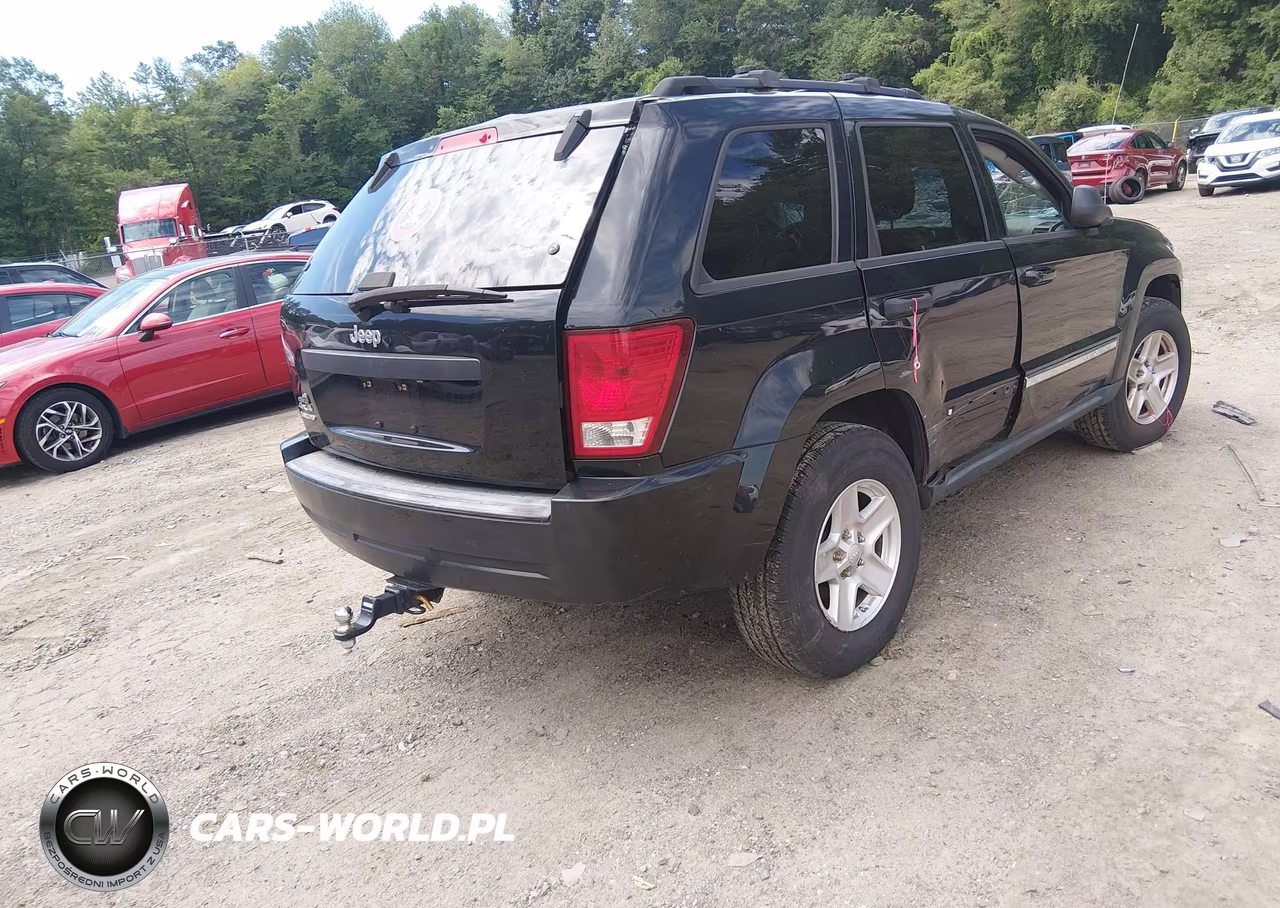 2008 Jeep Grand Cherokee Laredo VIN:1J8GR48K88C186696 - 4