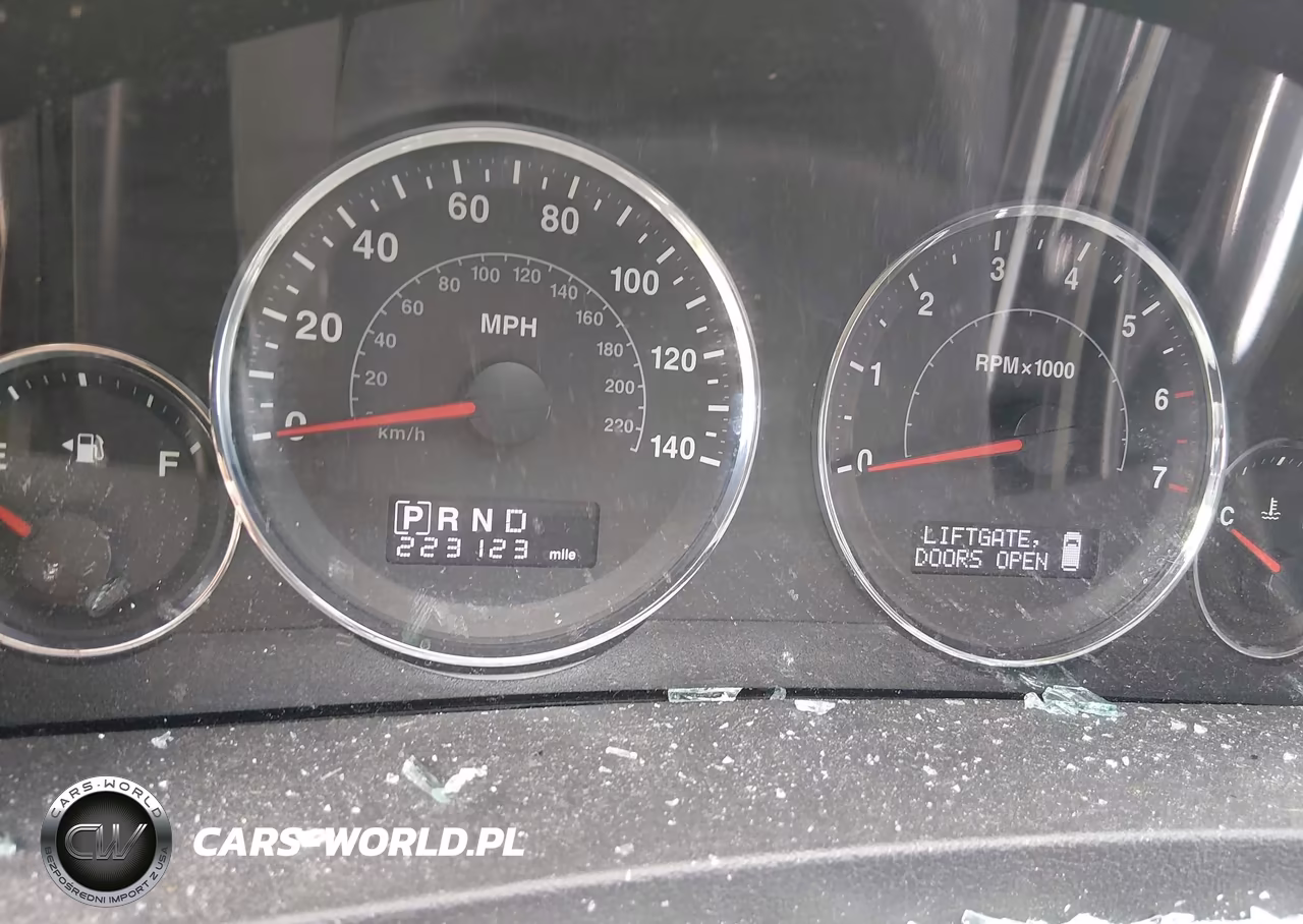 2008 Jeep Grand Cherokee Laredo VIN:1J8GR48K88C186696 - 7