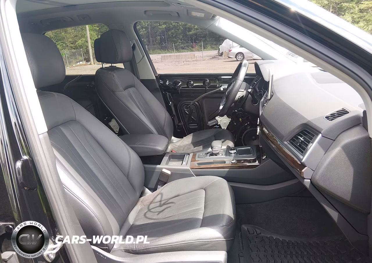 2018 Audi Q5 2.0T Premium-2.0T Tech Premium VIN:WA1BNAFY5J2230212 - 5