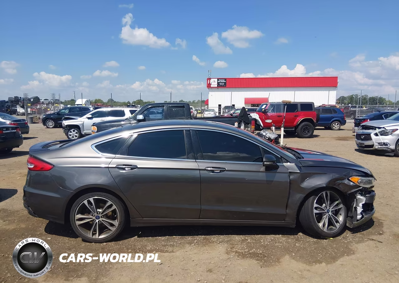 2020 Ford Fusion Titanium VIN:3FA6P0D99LR116662 - 13