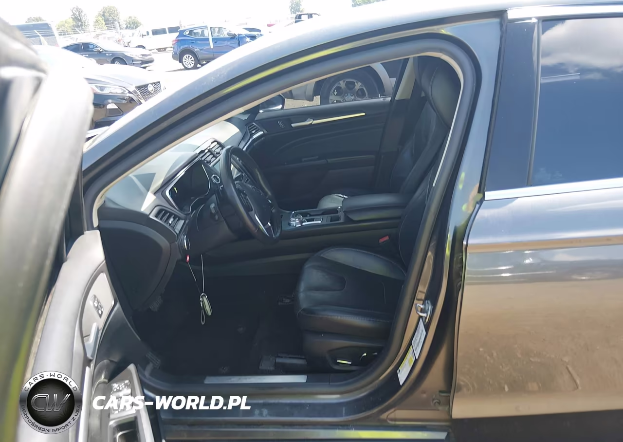 2020 Ford Fusion Titanium VIN:3FA6P0D99LR116662 - 17