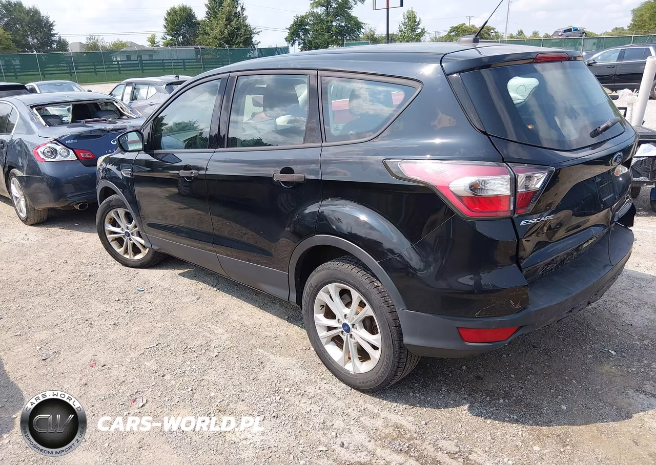 2017 Ford Escape S VIN:1FMCU0F73HUA47982 - 3