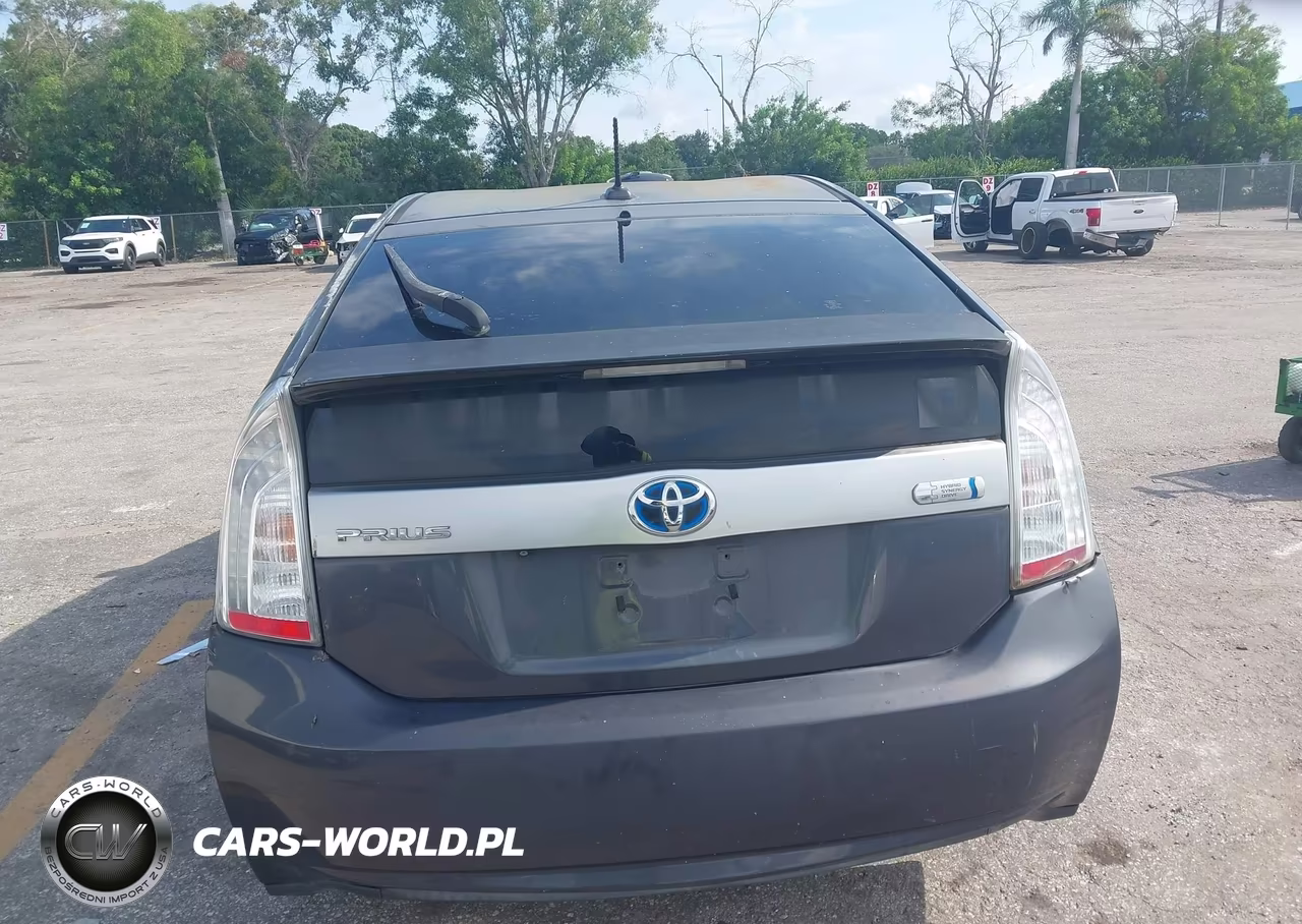 2013 Toyota Prius Plug-In VIN:JTDKN3DP5D3038945 - 16