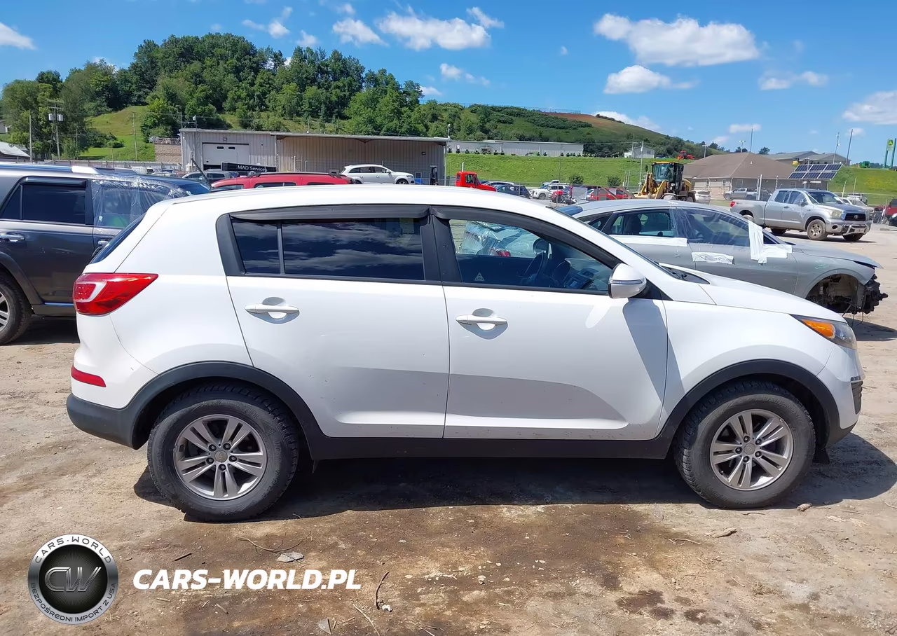 2011 Kia Sportage Lx VIN:KNDPB3A23B7012860 - 13