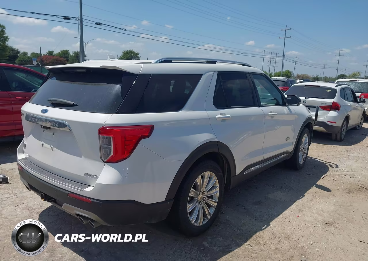 2023 Ford Explorer King Ranch VIN:1FM5K8LCXPGB10264 - 4