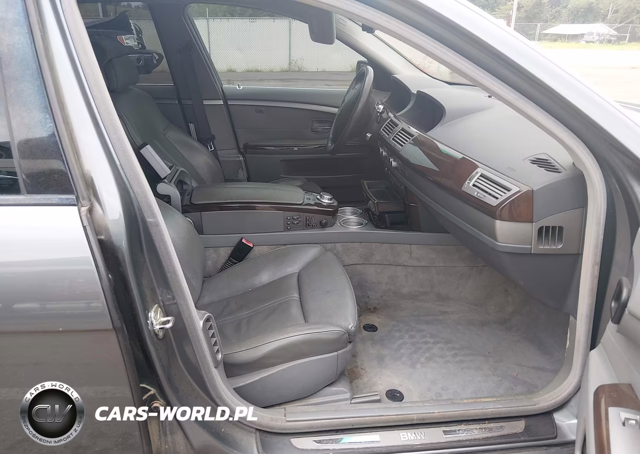 2007 BMW 750Li VIN:WBAHN83557DT69091 - 5