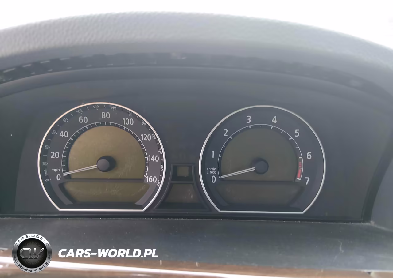 2007 BMW 750Li VIN:WBAHN83557DT69091 - 7