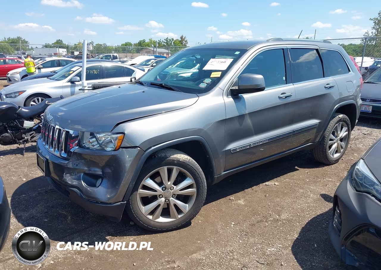 2013 Jeep Grand Cherokee Laredo VIN:1C4RJFAG5DC568509 - 2