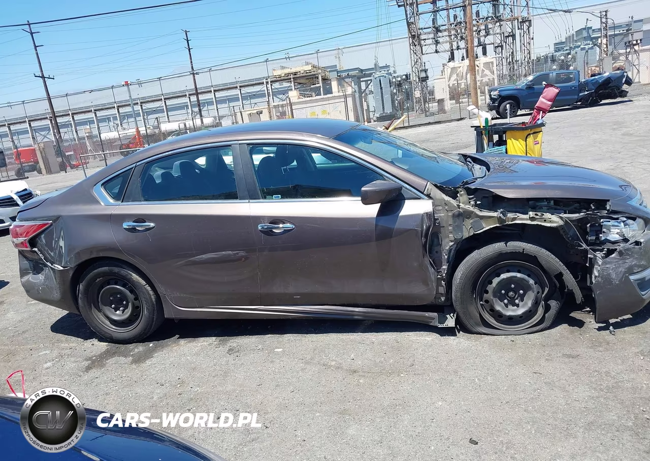 2015 Nissan Altima 2.5 S VIN:1N4AL3AP6FC162043 - 14