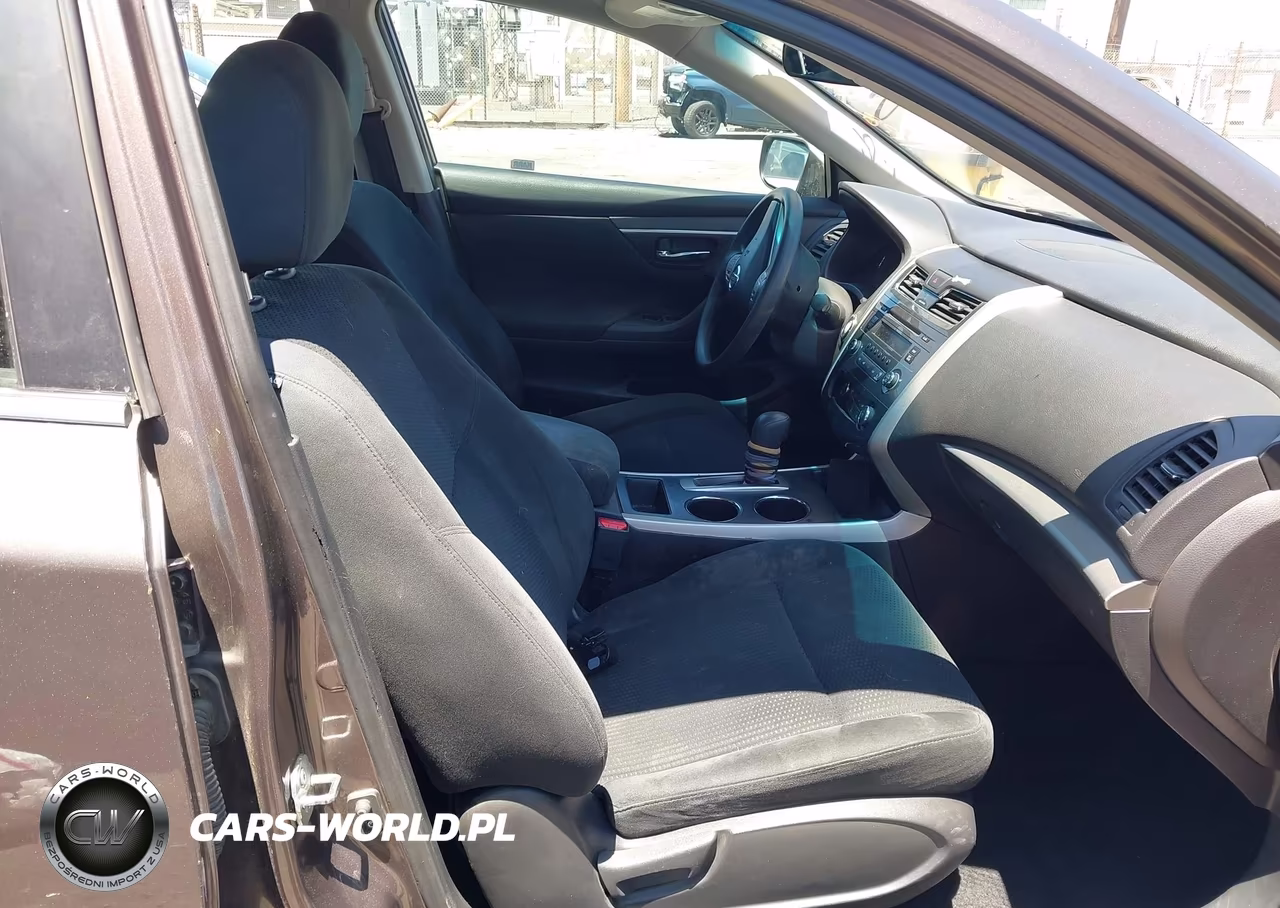 2015 Nissan Altima 2.5 S VIN:1N4AL3AP6FC162043 - 5