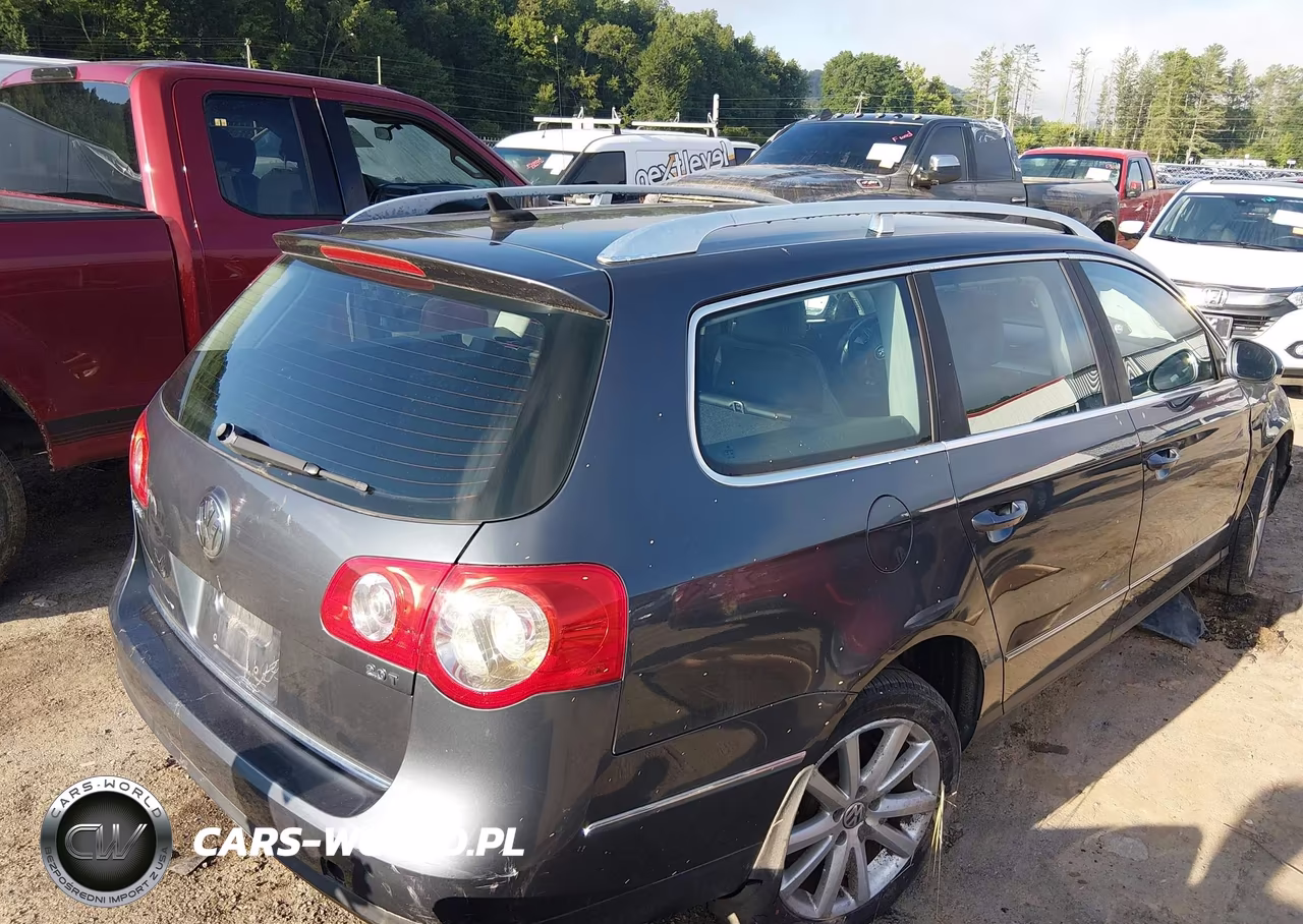 2010 Volkswagen Passat Komfort VIN:WVWXL7AN4AE028395 - 4