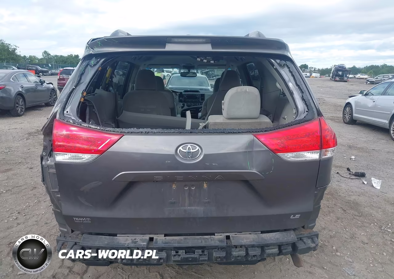 2013 Toyota Sienna Le V6 8 Passenger VIN:5TDKK3DC2DS375643 - 16