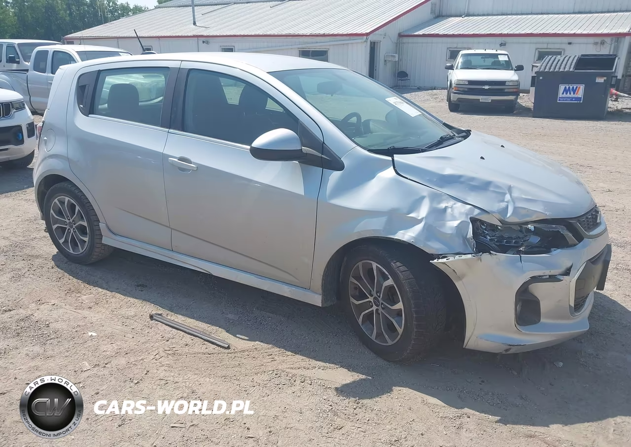 2019 Chevrolet Sonic Lt Auto – zdjęcie 1 z 20