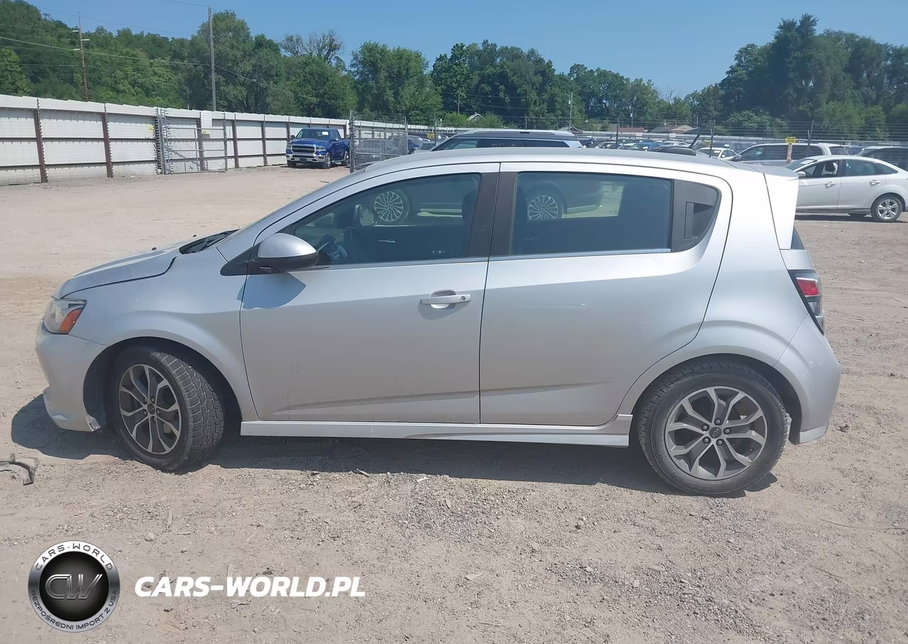 2019 Chevrolet Sonic Lt Auto VIN:1G1JD6SBXK4109032 - 14