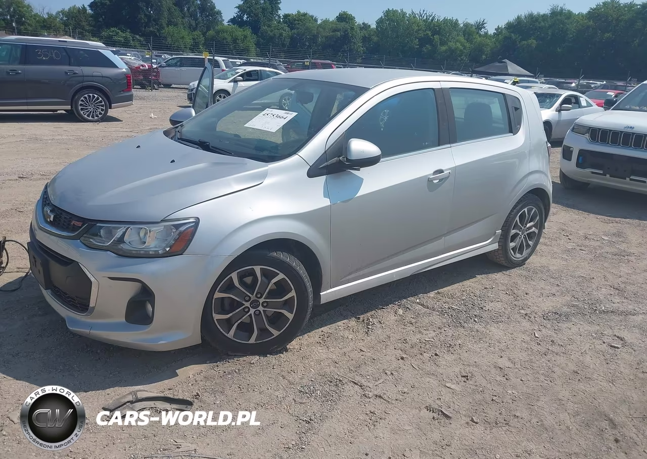 2019 Chevrolet Sonic Lt Auto VIN:1G1JD6SBXK4109032 - 2