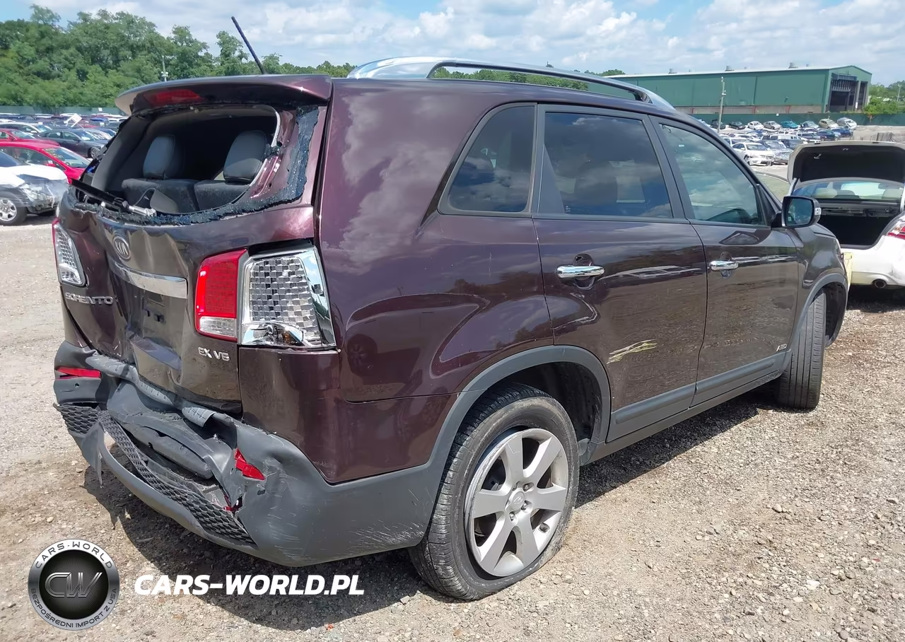 2011 Kia Sorento Ex V6 VIN:5XYKUDA20BG131897 - 4