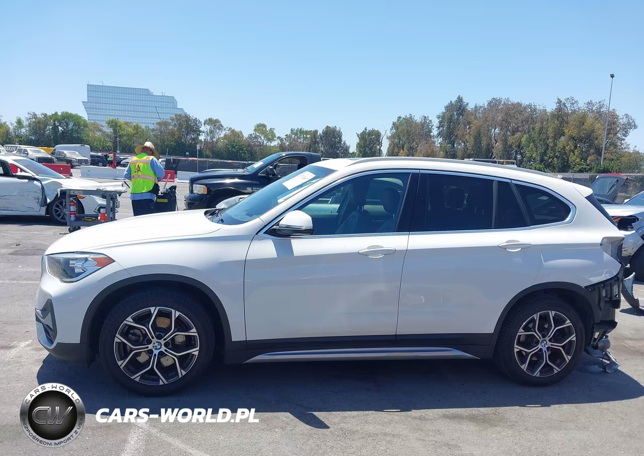 2020 BMW X1 xDrive28I VIN:WBXJG9C03L5R00921 - 15