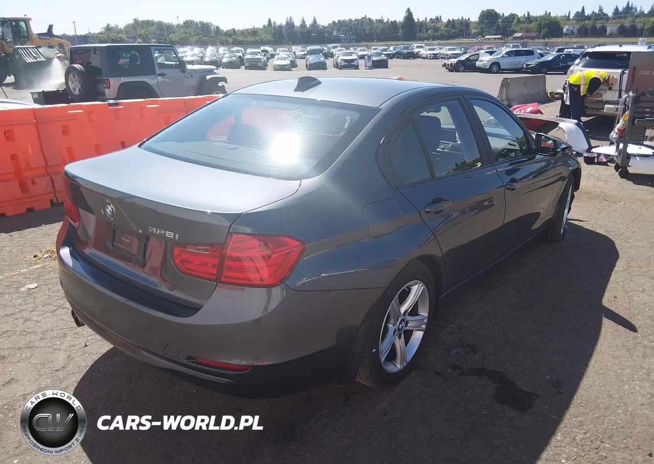 2014 BMW 328I VIN:WBA3A5C55EF605664 - 4