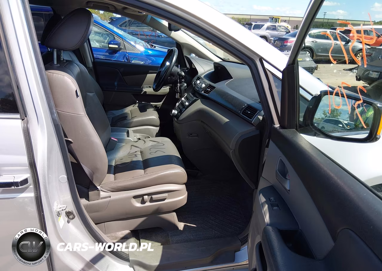 2011 Honda Odyssey Touring-Touring Elite VIN:5FNRL5H96BB005514 - 5