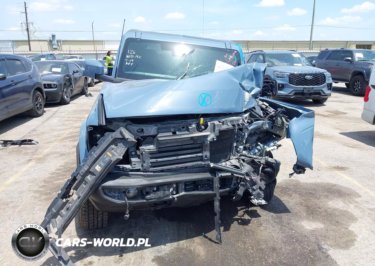 2025 Ford Bronco Outer Banks VIN:1FMDE8BH5SLA72927 - 13