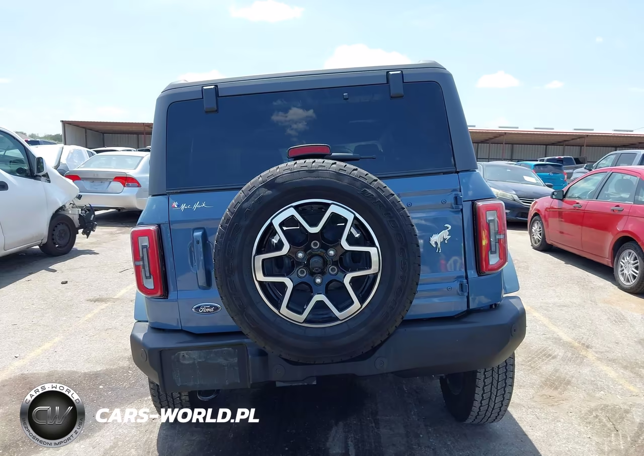 2025 Ford Bronco Outer Banks VIN:1FMDE8BH5SLA72927 - 17