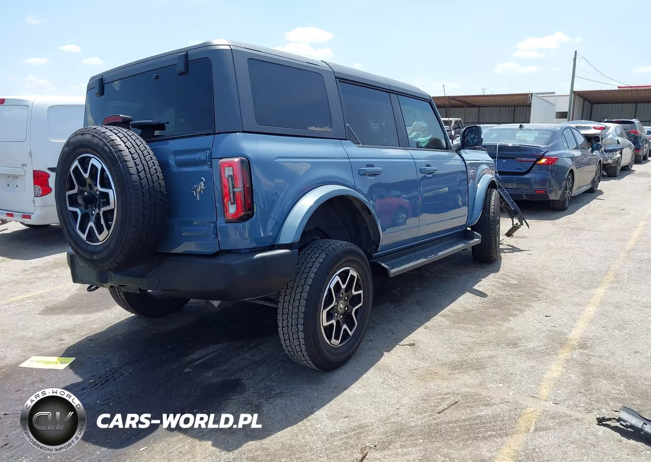 2025 Ford Bronco Outer Banks VIN:1FMDE8BH5SLA72927 - 4