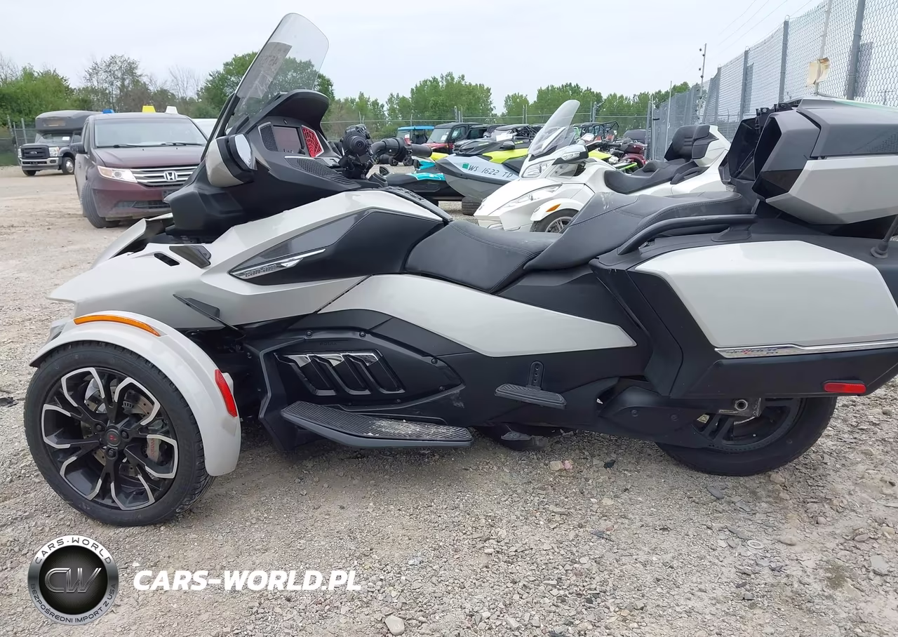 2020 Can-Am Spyder Roadster Rt-Rt Limited VIN:2BXNBDD22LV005186 - 13
