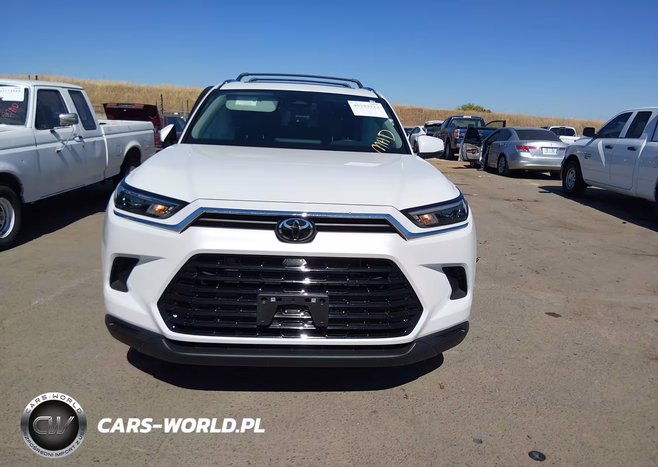 2026 Toyota Grand Highlander Hybrid Xle VIN:5TDACAB53TS068921 - 11