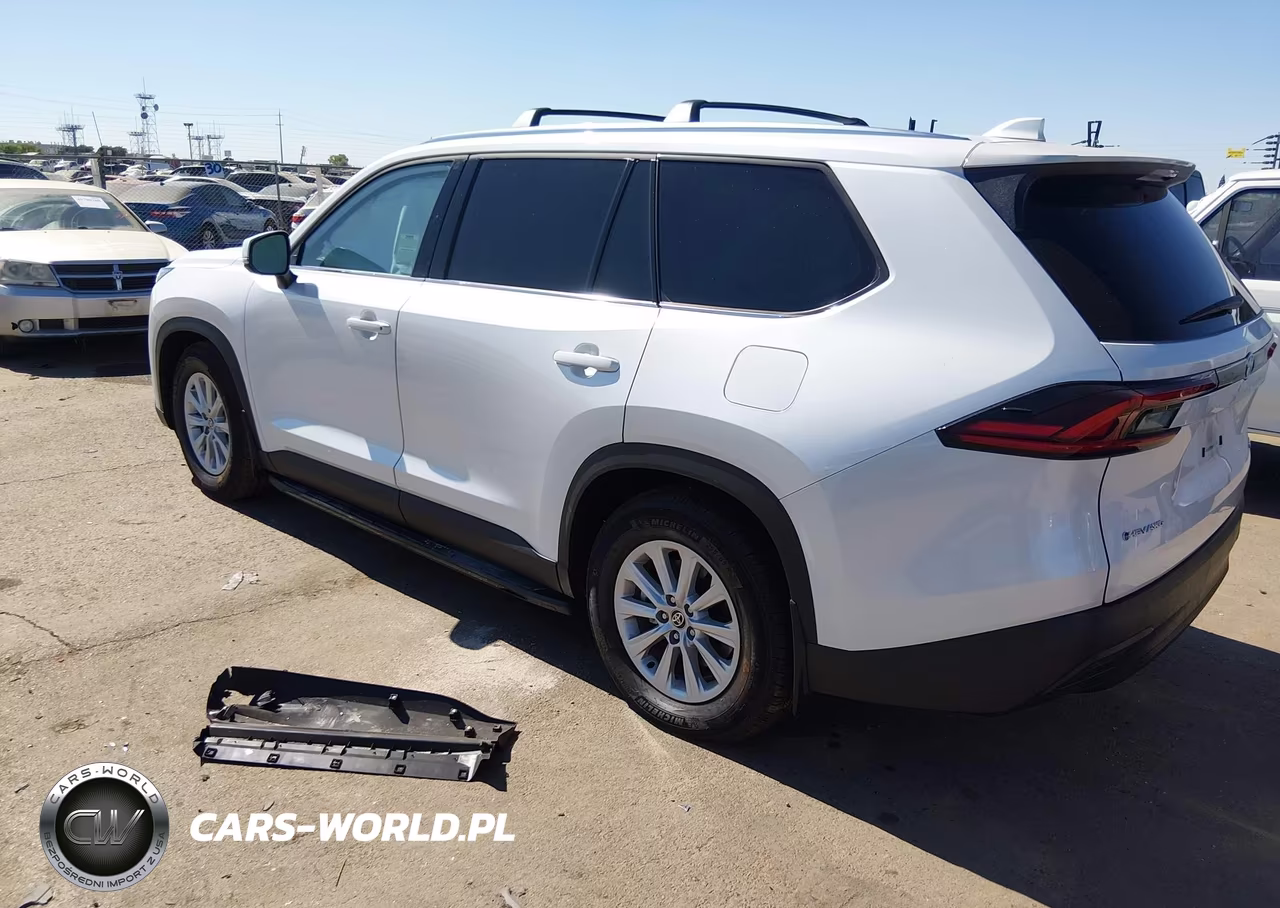 2026 Toyota Grand Highlander Hybrid Xle VIN:5TDACAB53TS068921 - 3