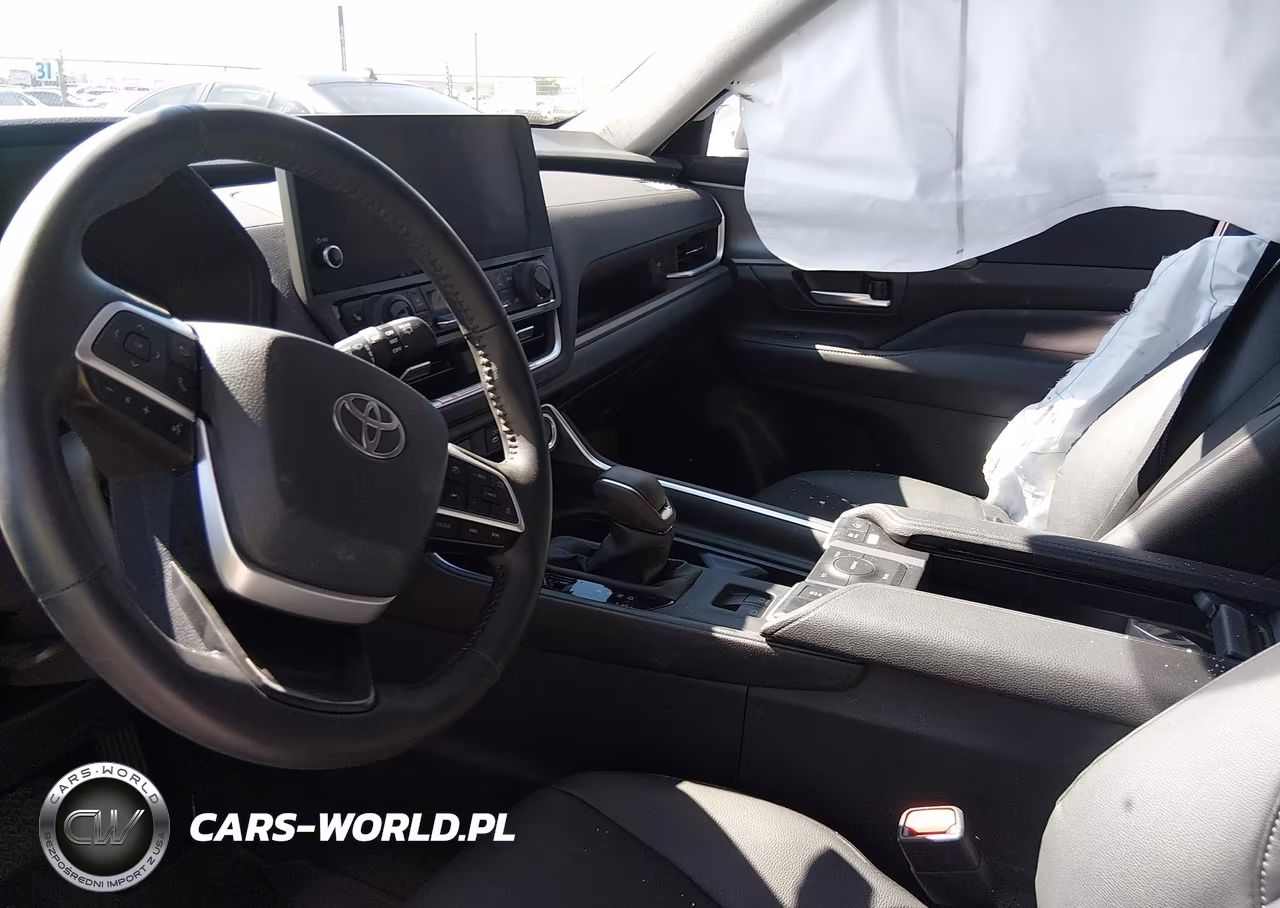 2026 Toyota Grand Highlander Hybrid Xle VIN:5TDACAB53TS068921 - 5