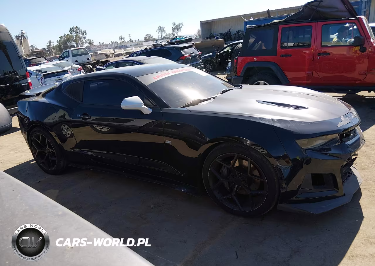 2018 Chevrolet Camaro 1Ss VIN:1G1FF1R70J0165166 - 13