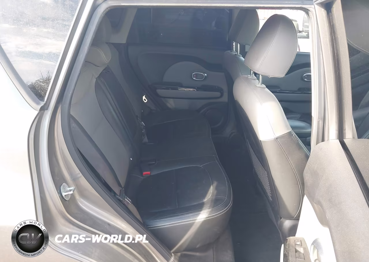 2016 Kia Soul + VIN:KNDJP3A51G7265815 - 8
