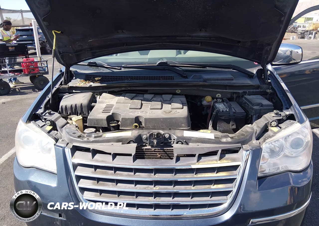 2008 Chrysler Town & Country Limited VIN:2A8HR64X98R688464 - 10