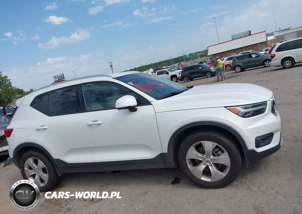 2022 Volvo Xc40 T4 Momentum VIN:YV4AC2HKXN2770230 - 13