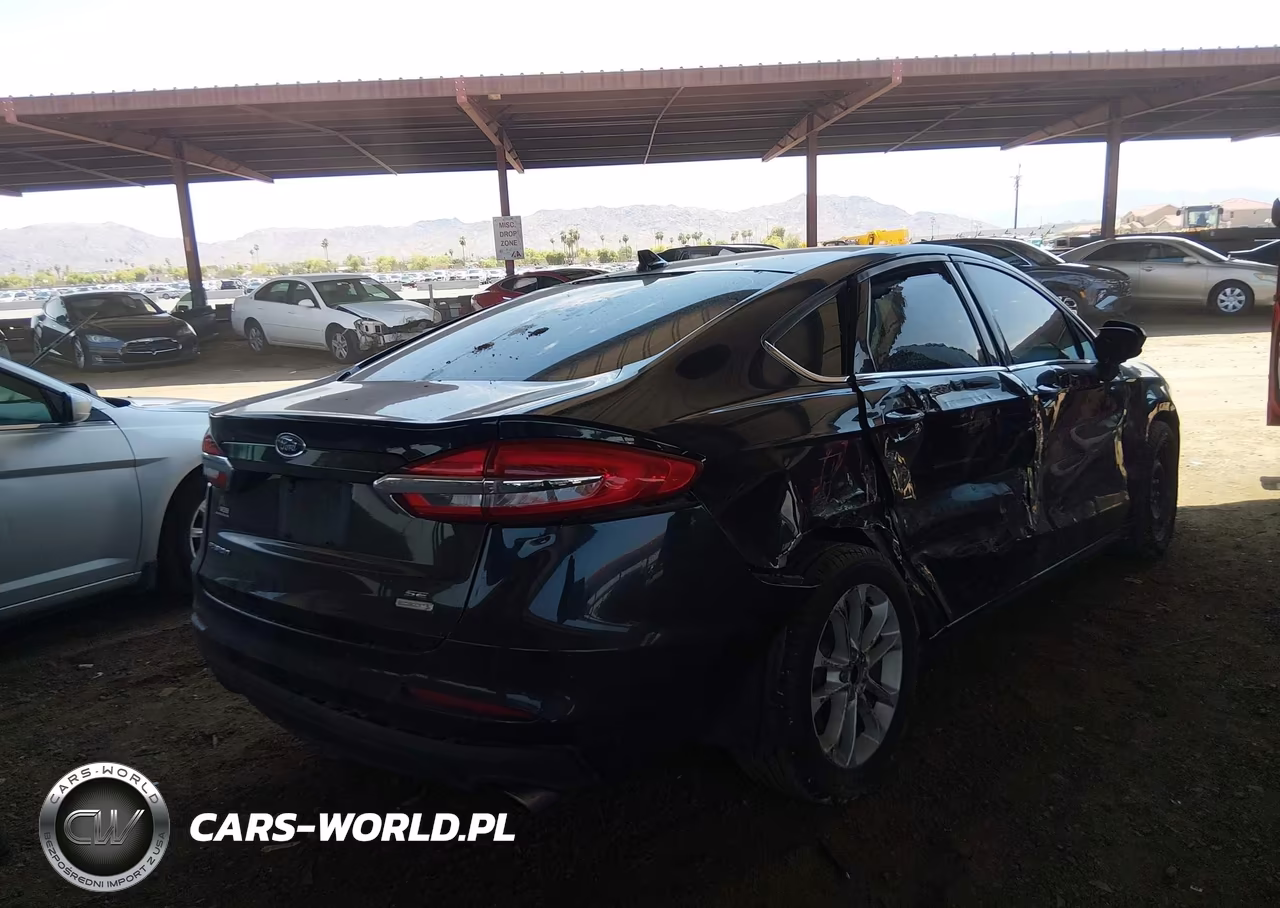 2020 Ford Fusion Se VIN:3FA6P0HDXLR252491 - 4