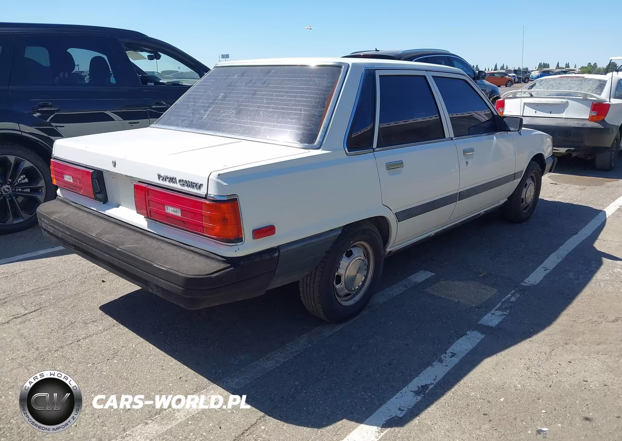 1985 Toyota Camry Dlx VIN:JT2SV12E5F0255592 - 4