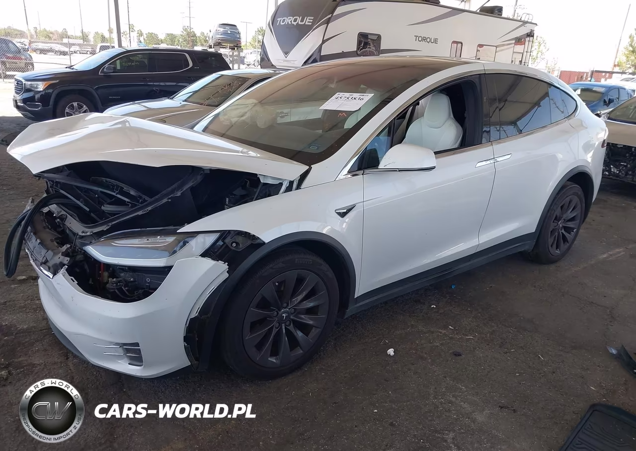 2018 Tesla Model X 100D-75D-P100D VIN:5YJXCBE20JF090796 - 2