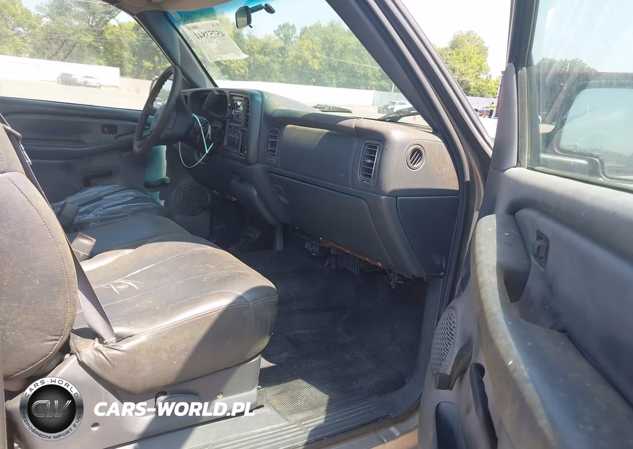 2000 Chevrolet Silverado 1500 VIN:1GCEC14V4YE171292 - 5