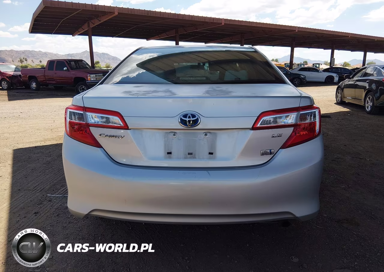 2014 Toyota Camry Hybrid Le VIN:4T1BD1FK8EU102234 - 16
