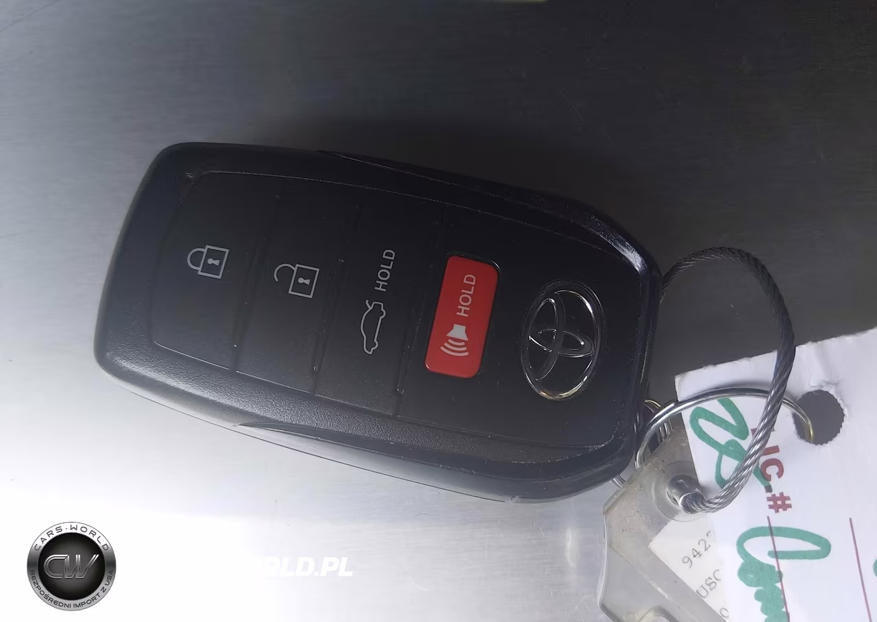 2025 Toyota Camry Le VIN:4T1DAACK0SU598213 - 11