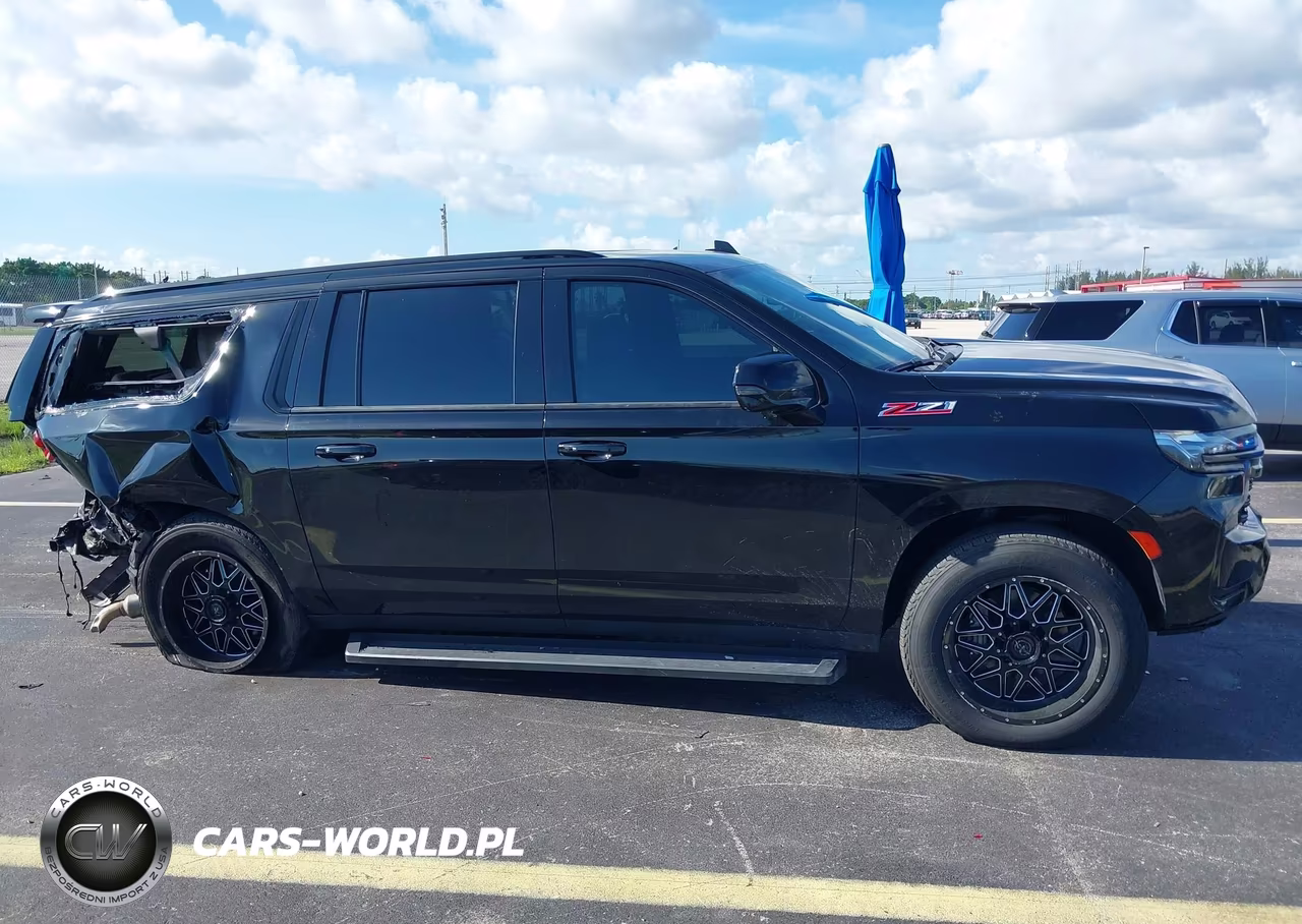 2021 Chevrolet Suburban 4Wd Z71 VIN:1GNSKDKD7MR341611 - 12