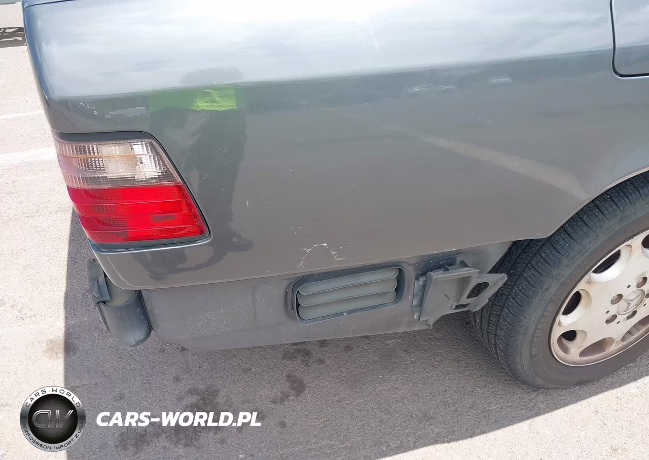 1995 Mercedes-Benz E 320 Base-320 Special VIN:WDBEA32E2SC262924 - 13