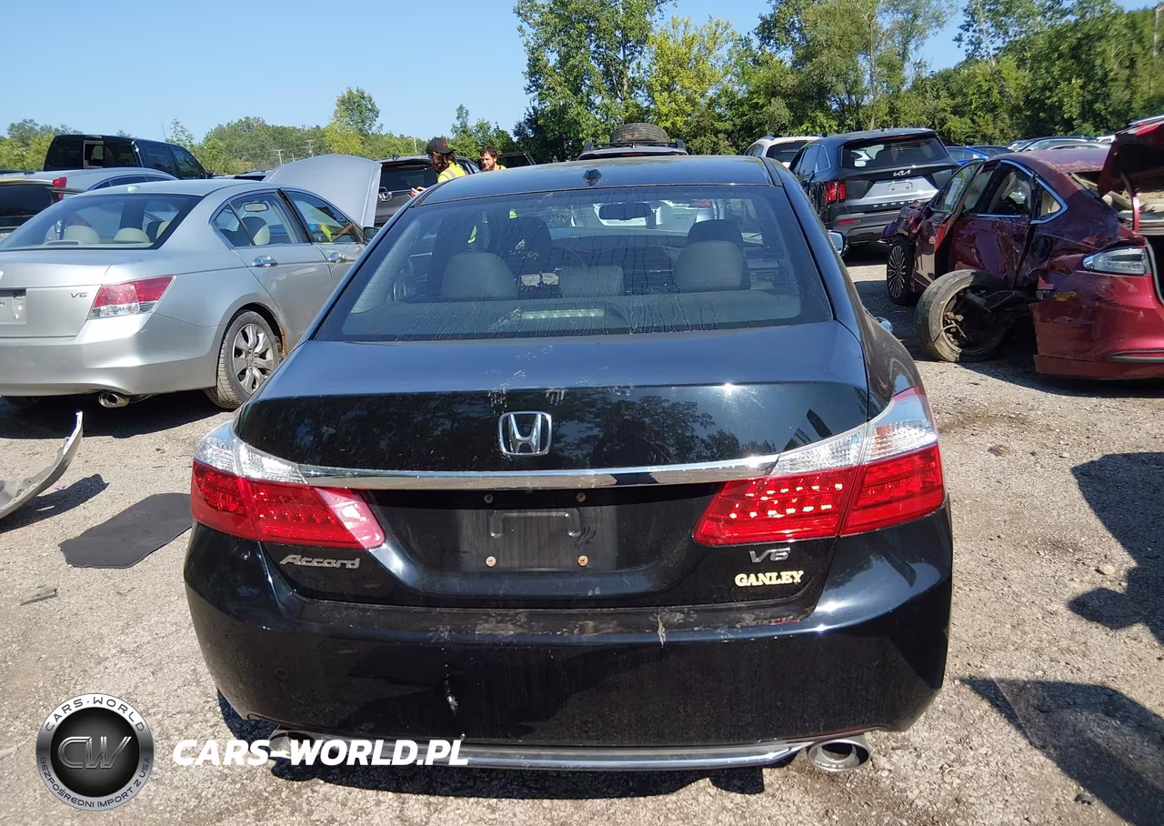 2015 Honda Accord Ex-L V-6 VIN:1HGCR3F8XFA000710 - 16