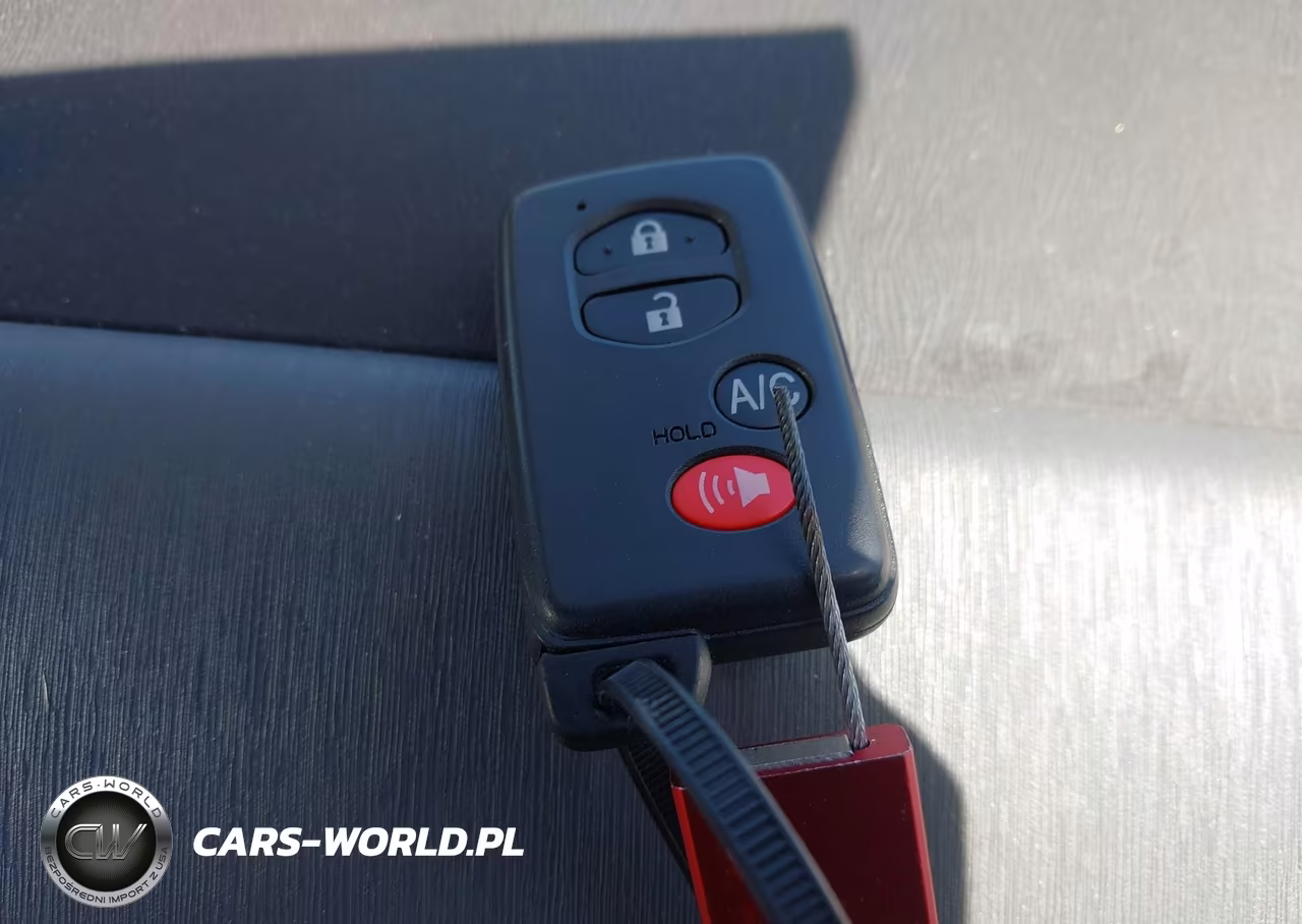 2013 Toyota Prius V Five VIN:JTDZN3EU7D3222609 - 11