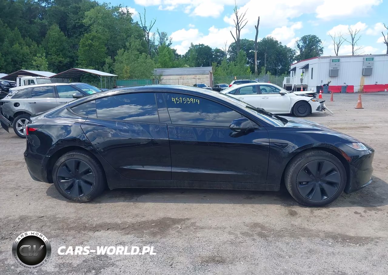 2025 Tesla Model 3 Long Range Rear-Wheel Drive-Standard Rear-Wheel Drive VIN:5YJ3E1EA4SF019970 - 11