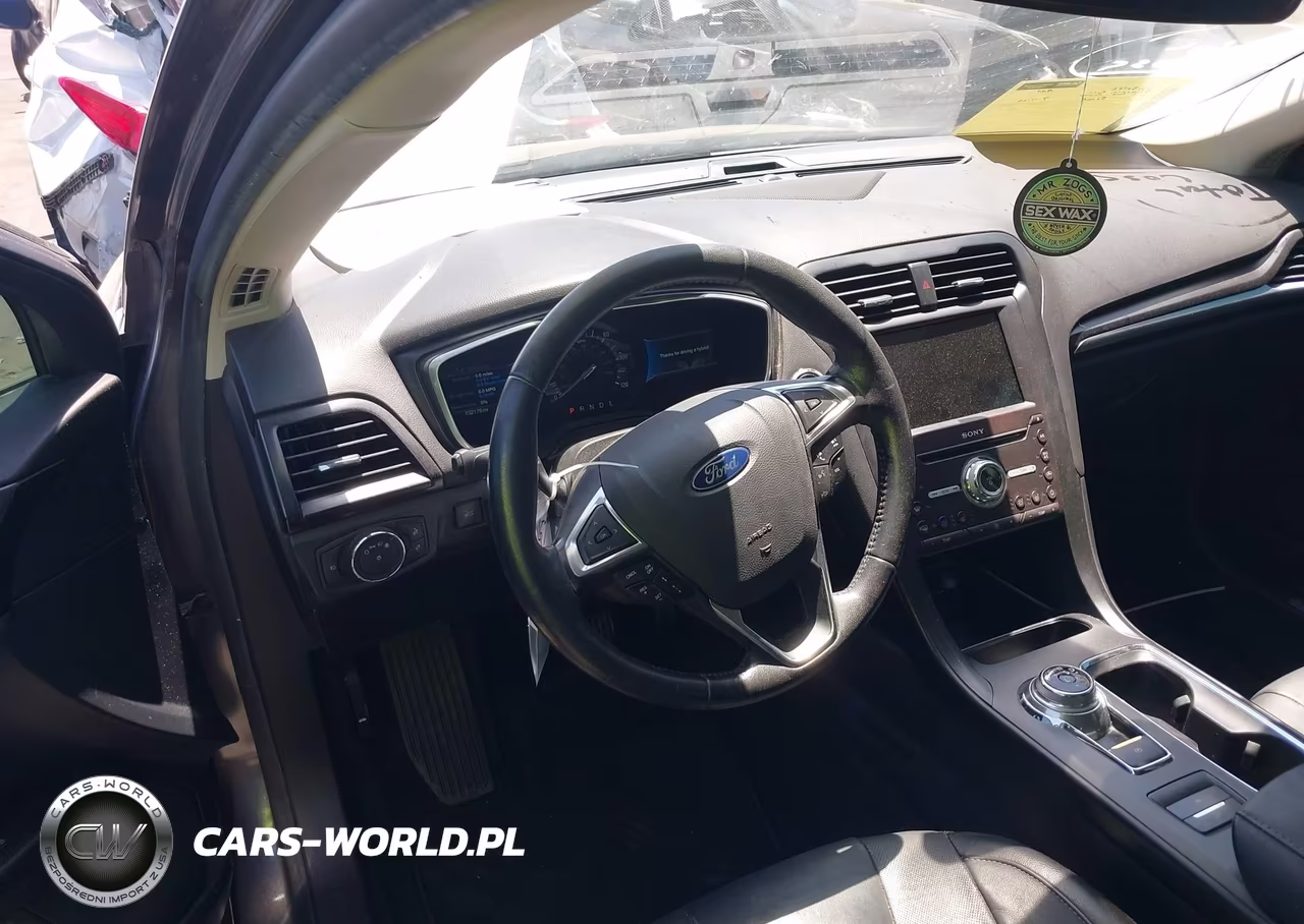 2019 Ford Fusion Energi Titanium VIN:3FA6P0SU9KR284310 - 20