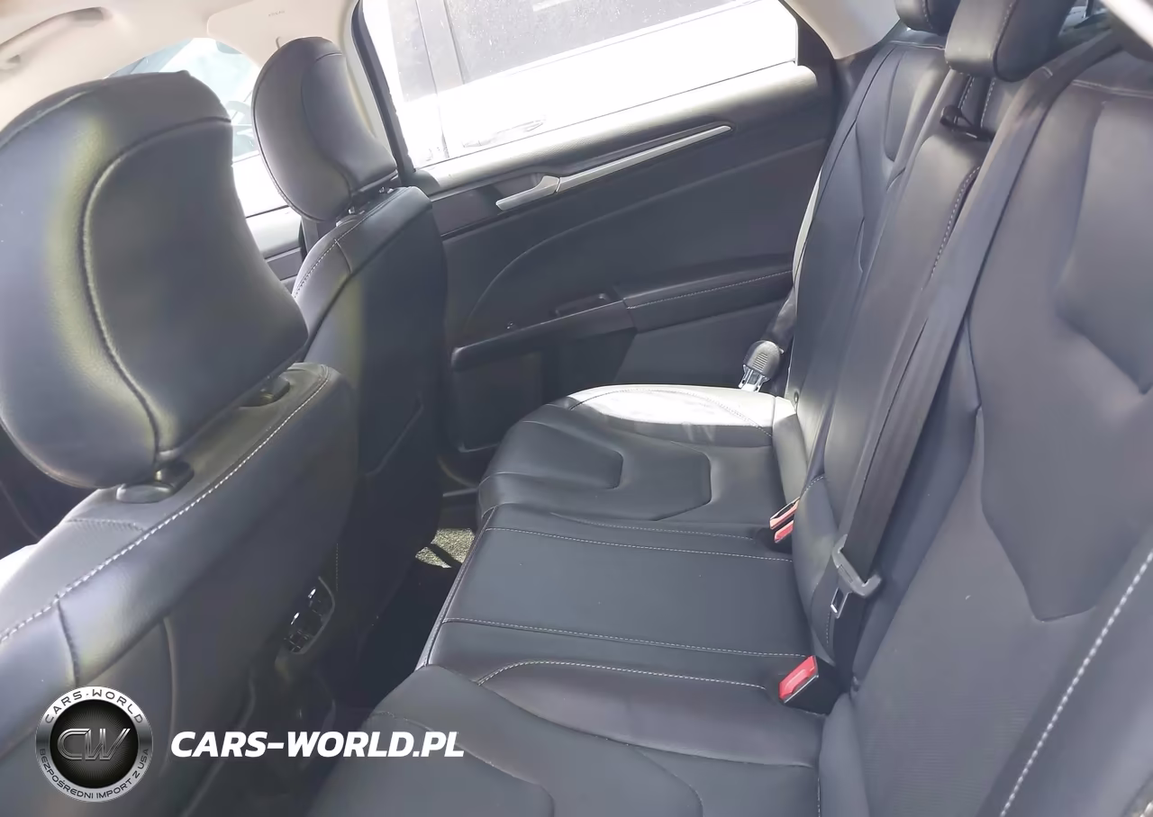 2019 Ford Fusion Energi Titanium VIN:3FA6P0SU9KR284310 - 21